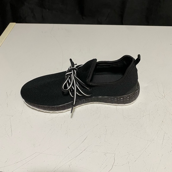 New Qupid black sneakers with black and white lace size 9 - Picture 4 of 10